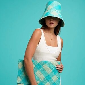 ARTESANO CEBU Straw bucket hat in Turquoise - sold out / discontinued model